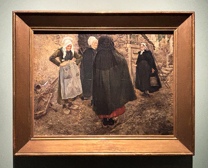 アーンシュト・ヨーセフソン《村人たちの噂話》1886年（年記）　油彩、カンヴァス3人の老いた農婦たちが集まっているところに、若い農婦が鉢合わせた瞬間をドラマチックな構図で描く。それぞれの視線、表情から緊張感が伝わってくる。