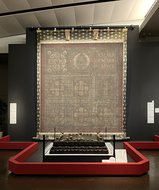 重要文化財《両界曼荼羅（血曼荼羅）》のうち金剛界 1幅 絹本著色 平安時代（12世紀） 和歌山 金剛峯寺【前期展⽰】