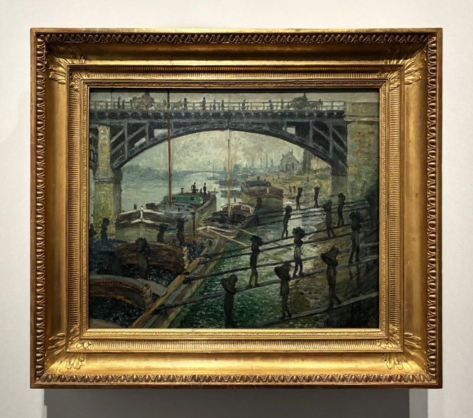 クロード・モネ《 石炭の積み下ろし》 1875年頃　油彩・カンヴァス　オルセー美術館モネには珍しい労働者を描いた作品。手前で荷物を運ぶ人物をシルエットで描く手法には浮世絵の影響も指摘されている。