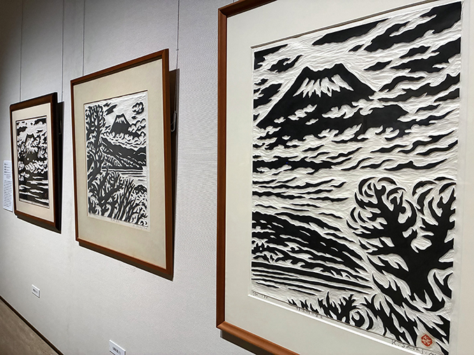 手前：《精進湖の富士》