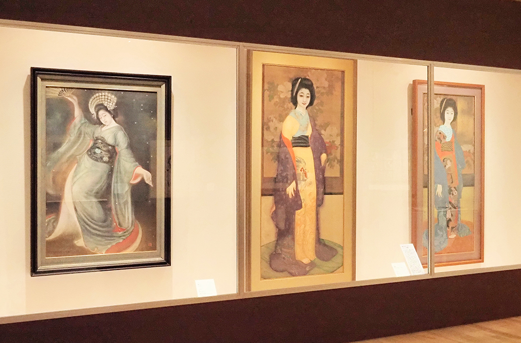 「甲斐荘楠音の全貌 絵画、演劇、映画を越境する個性」展示風景（東京ステーションギャラリー）より、甲斐荘の初期の日本画作品群