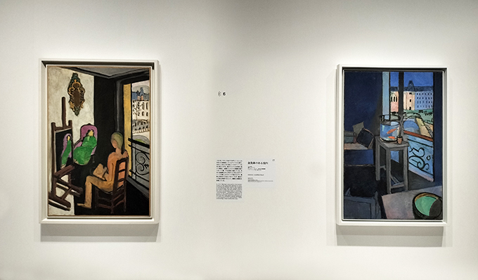 （左）《アトリエの画家》1916-17年 ポンピドゥー・センター／国立近代美術館（右）《金魚鉢のある室内》1914年　ポンピドゥー・センター／国立近代美術館