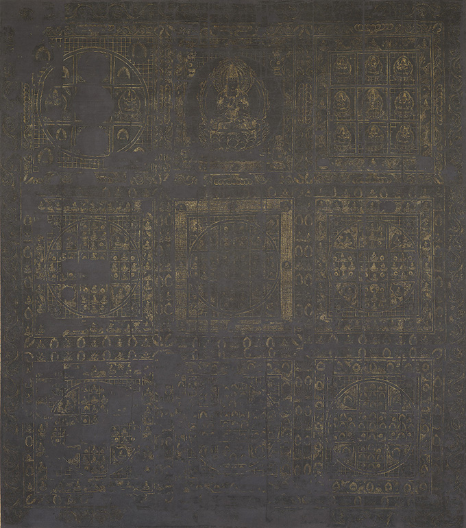 国宝《 両界曼荼羅（高雄曼荼羅）》のうち金剛界 紫綾⾦銀泥 平安時代（９世紀） 京都 神護寺
会期中は、前期(4/13～5/12)に《胎蔵界曼荼羅》、後期(5/14～6/9)に《金剛界曼荼羅》が展示される。