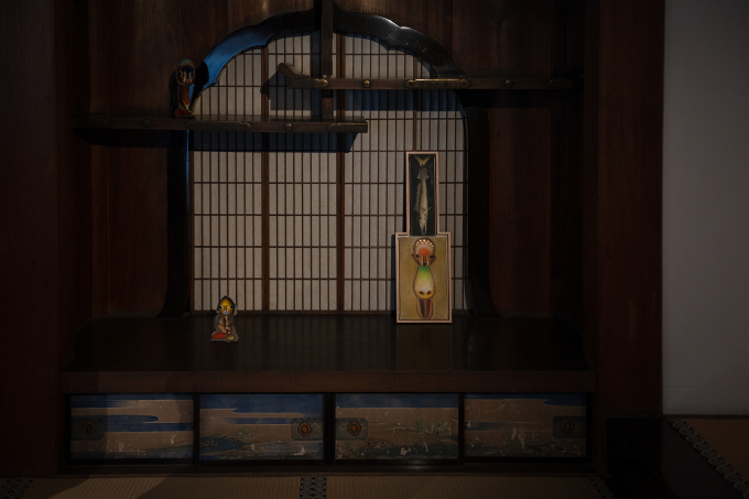 加藤泉の作品展示