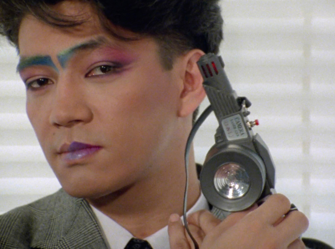 当時の坂本は英語は流暢ではなかったが、レナード監督の取材をセッションするように楽しんだ