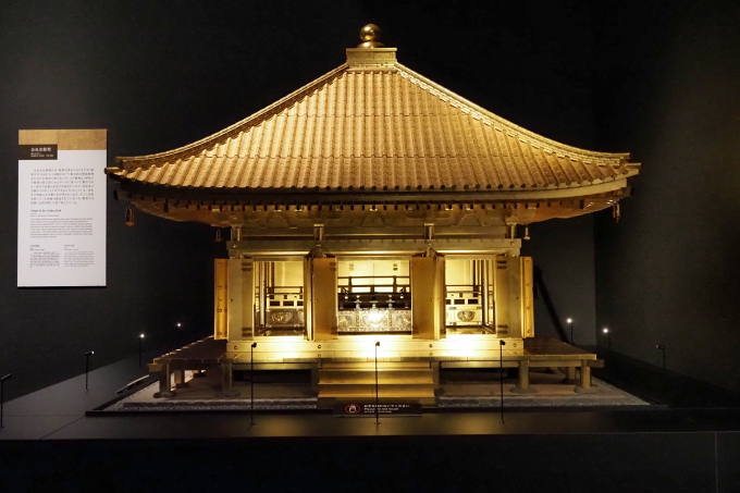 昭和の大修理（1962-1968）の際に制作された中尊寺金色堂の復元模型（参考出品）