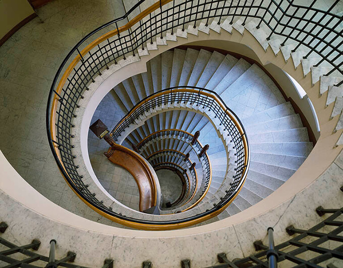 ポホヨラ保険会社ビルディングの中央らせん階段Photo ©Museum of Finnish Architecture/ Karina Kurz, 2008