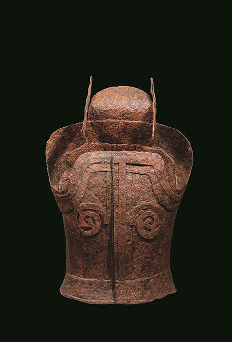 《短甲》伝金海退来里出土　＜金官加耶＞　4世紀　韓国国立中央博物館