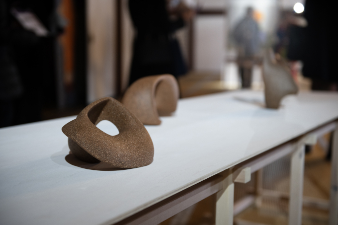 文字をモチーフとする木田陽子のシリーズ「字」より