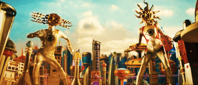 「芸術の巨人」タローマンが、予測不能な活躍を見せる