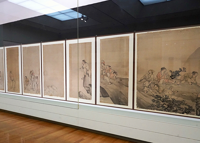 長沢蘆雪《唐子遊図襖》展示風景