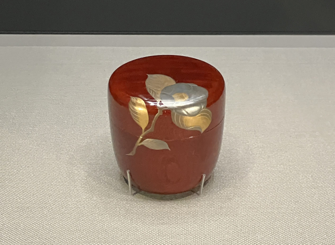 《椿蒔絵棗》原羊遊斎 （1769-1846） 江戸時代・19世紀 泉屋博古館東京