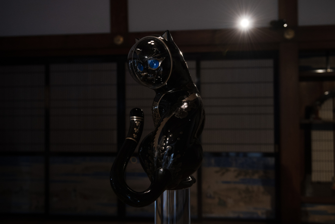 ヤノベケンジ《黒漆天迴昇龍》(2026)