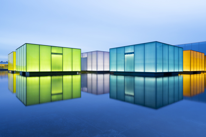 ライトアップされた可動展示室 ⒸSIMOSE