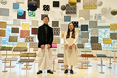 アイデアからデザイン、記憶へ、人を介して波紋のように広がる。「つぐ」がわたしたちに問いかけるもの。「つぐ minä perhonen」が、世田谷美術館にて2026年2月1日(日)まで開催中