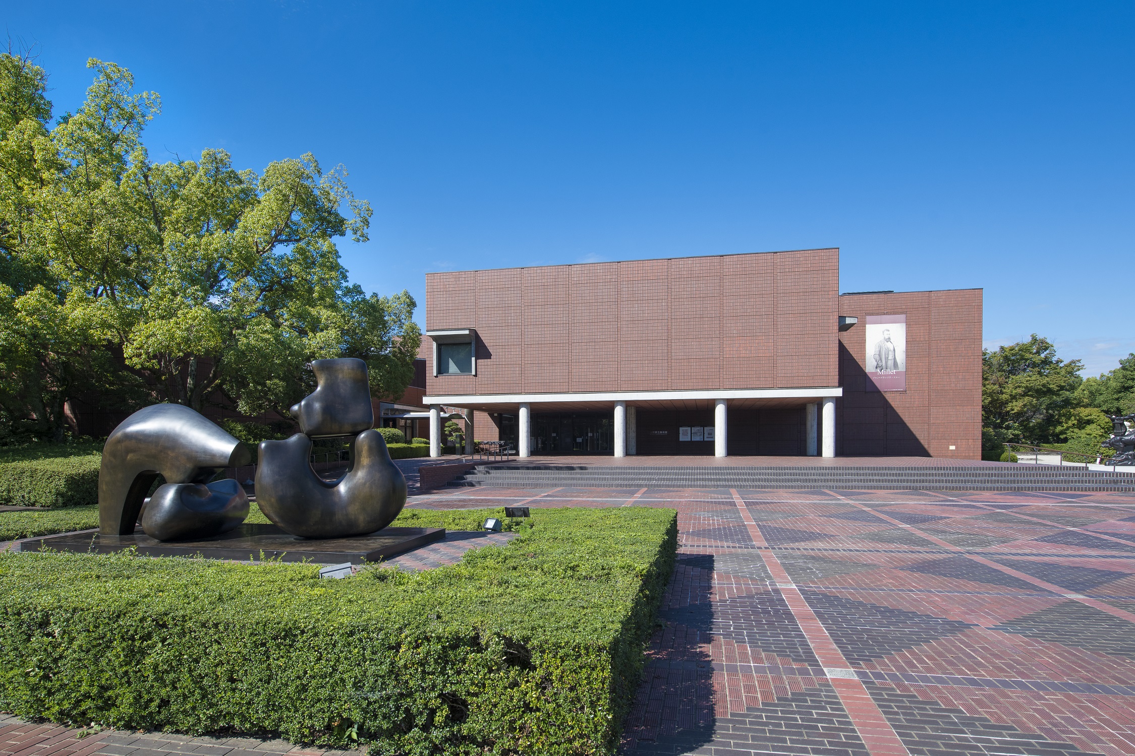 富士山の絶景 × ミレーの名画。山梨ゆかりの美に触れる、とっておきの美術館。キャッチコピーは「種をまく 世界がひらく」、 山梨県立美術館